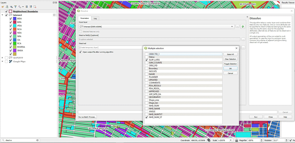 Screenshot using the dissolve tool in QGIS.